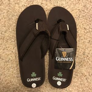 NWT men’s flip flops